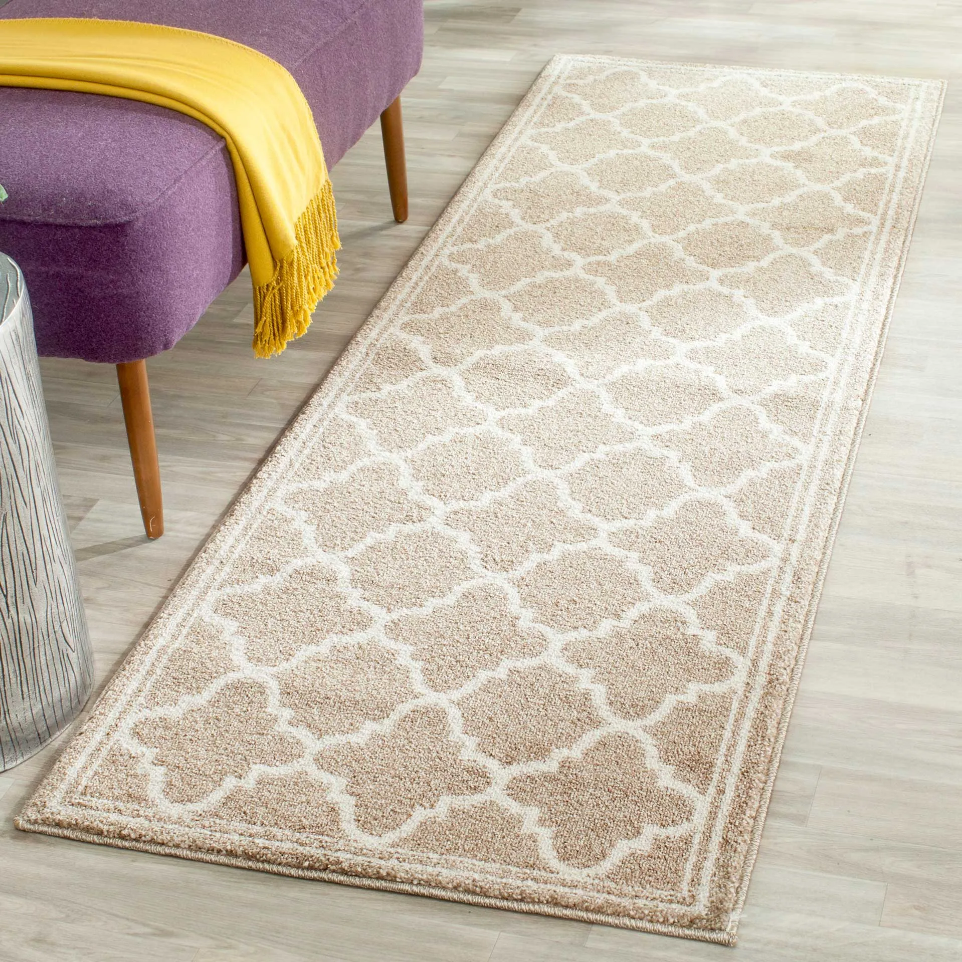 Amherst Lantern Wheat/Beige Runner Rug