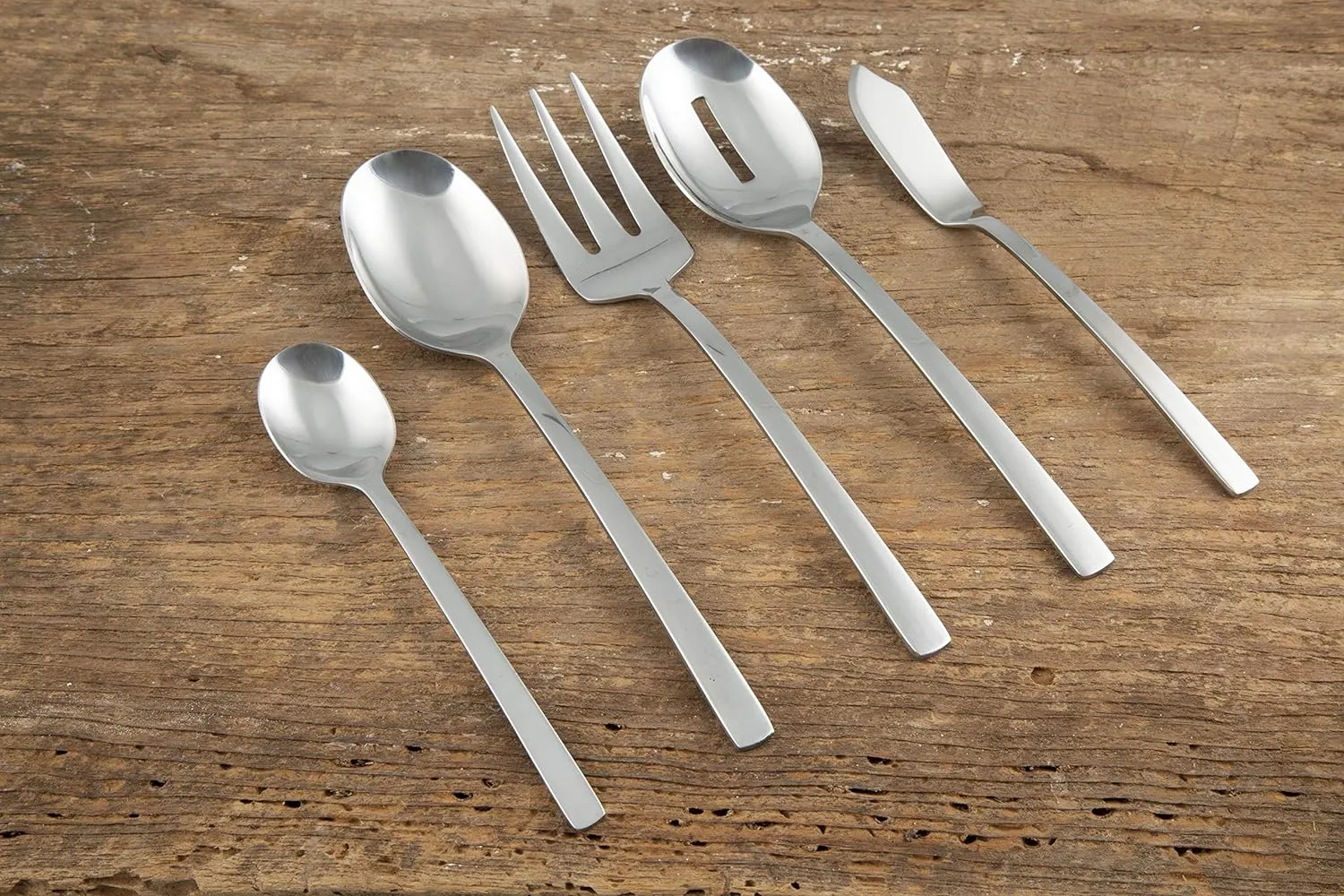 CAMBRIDGE - Silversmiths Beacon Mirror  Flatware Set