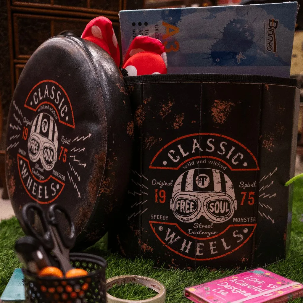 Classic Wheels Foldable Stool