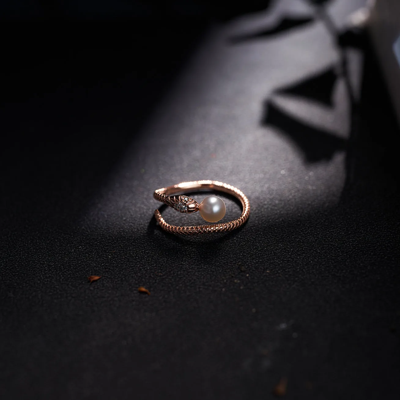 Freshwater Pearl Ring WR00249 | SAFARI