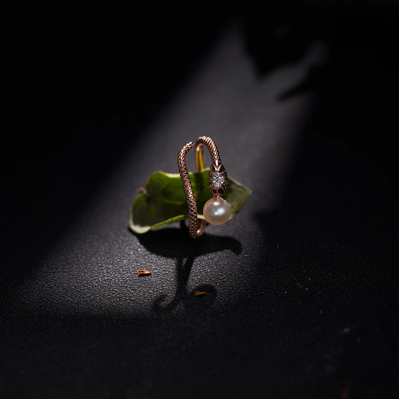 Freshwater Pearl Ring WR00249 | SAFARI