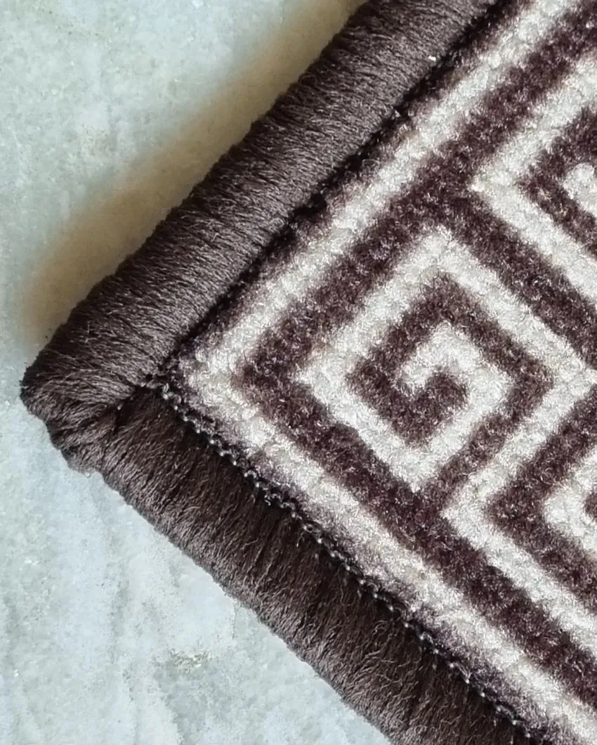 Greek Anti-Slip Single Line Nylon Area Rug | 3 x 5 ft