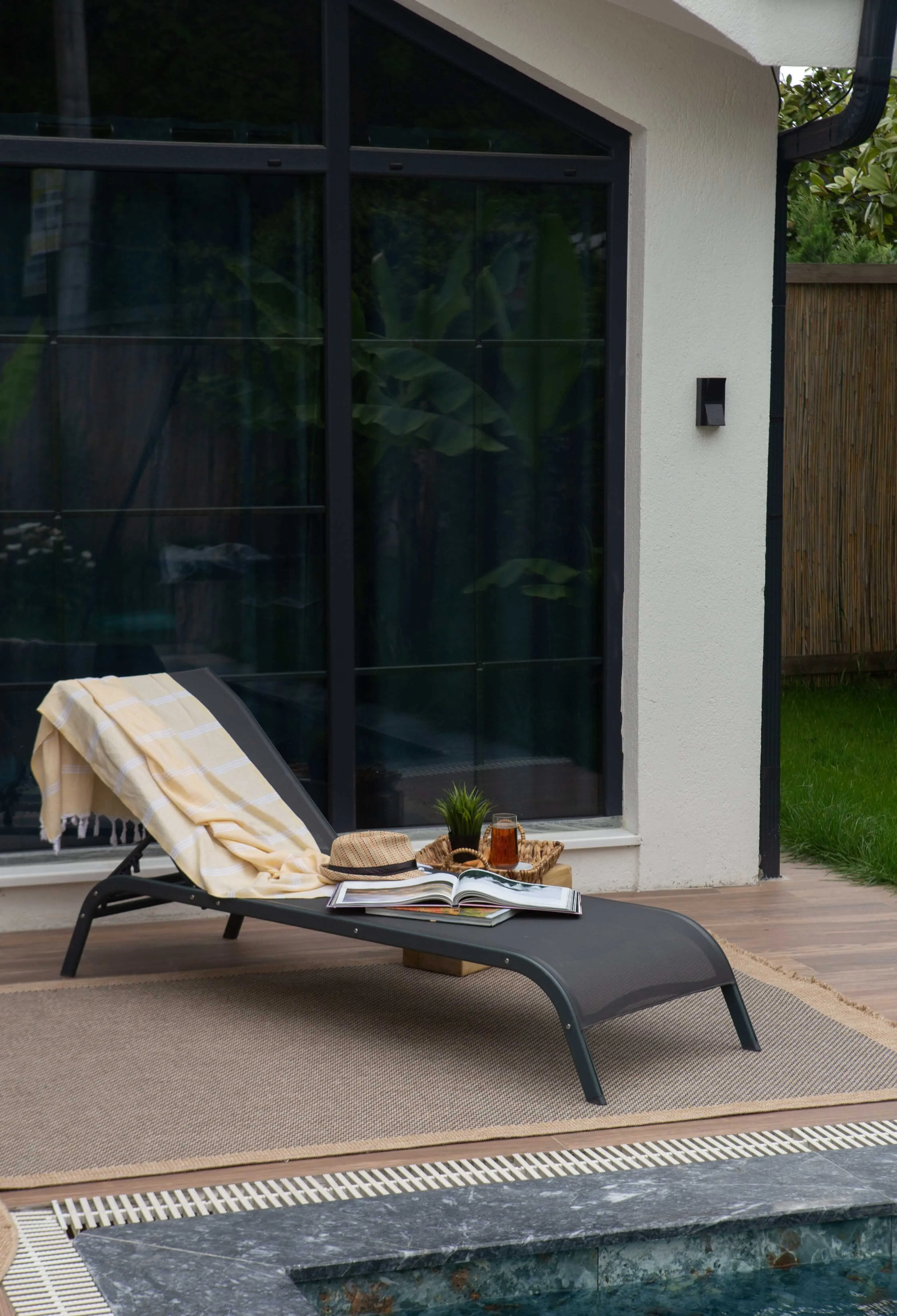 Nature Outdoor Rug Blue | 5200B