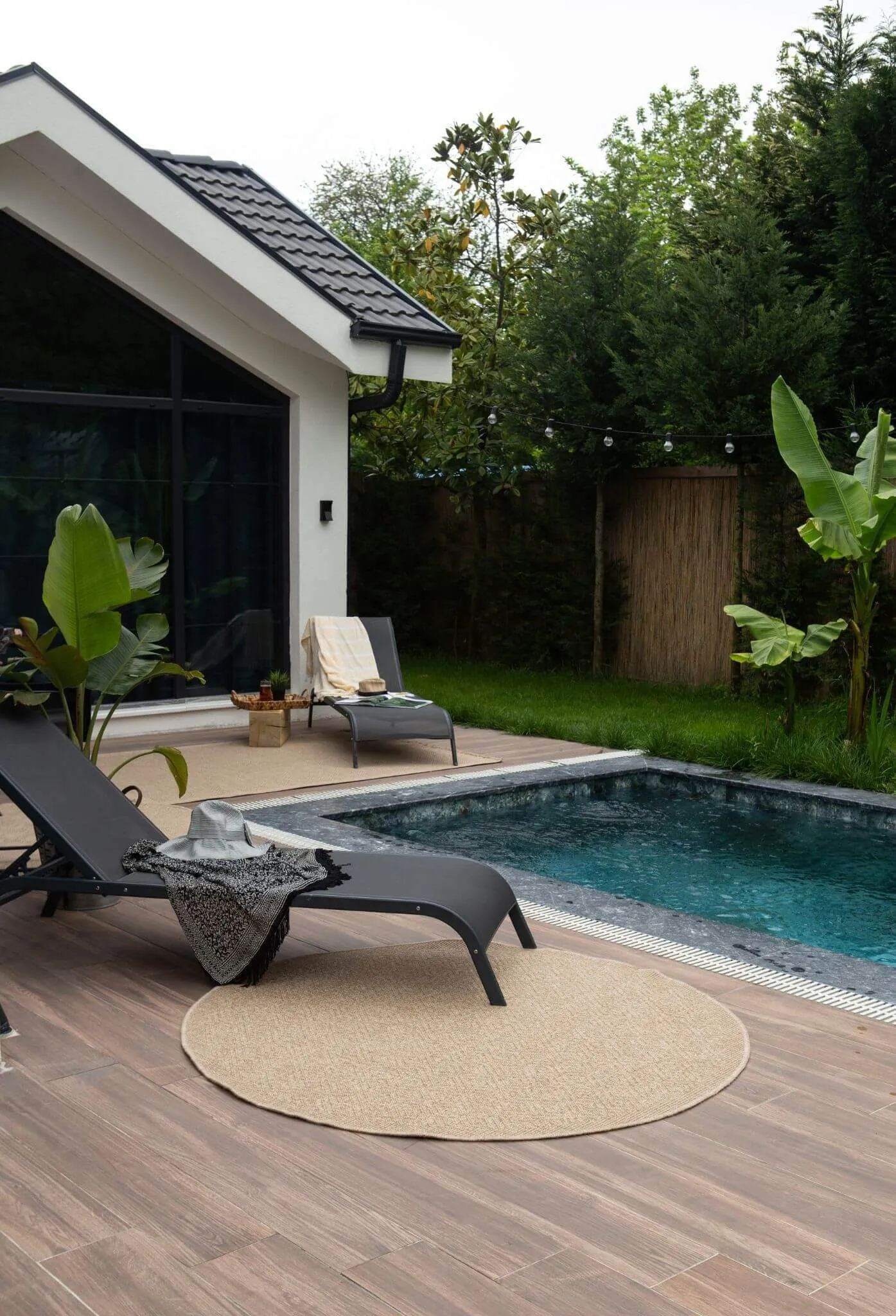Nature Outdoor Rug Dark Grey | 5300DG