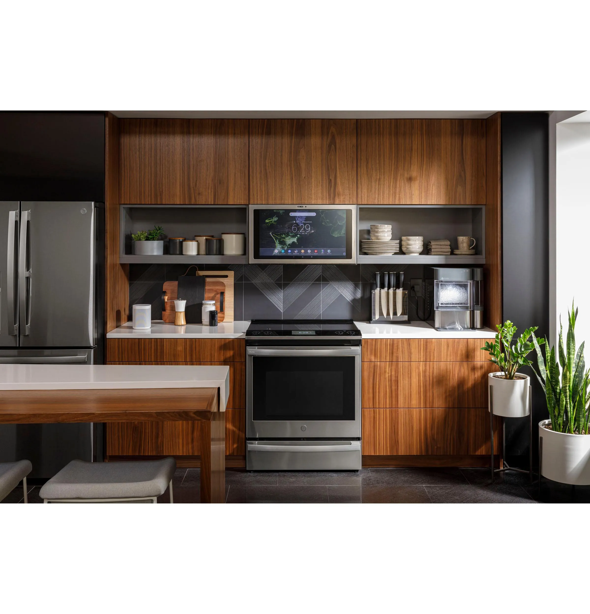 PHS93XYPFS GE Profile™ 30" Smart Slide-In Front-Control Induction Fingerprint Resistant Range with In Oven Camera