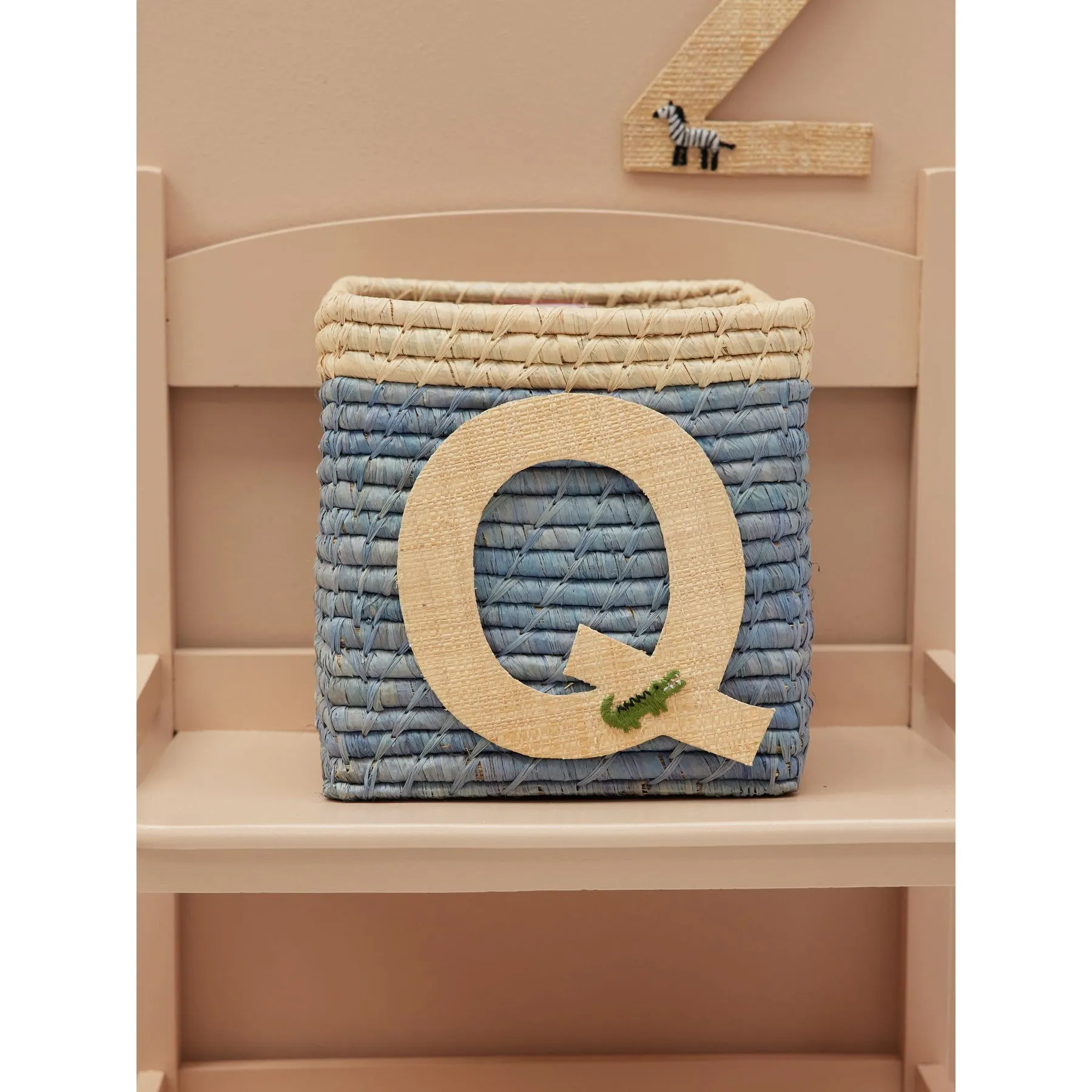 Rice DK Raffia Sticker Letter in Nature with Crocodile Embroidery - Q