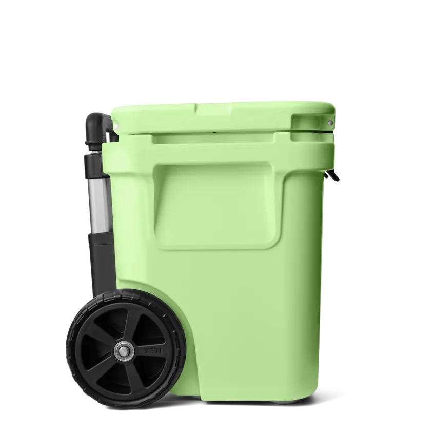 Roadie 32 Wheeled Cooler - Key Lime