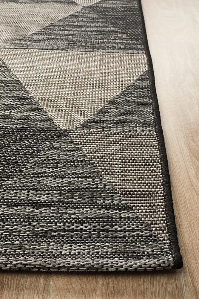 Terrace Geo Rug Black