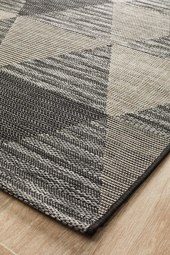 Terrace Geo Rug Black