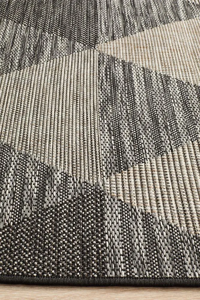 Terrace Geo Rug Black