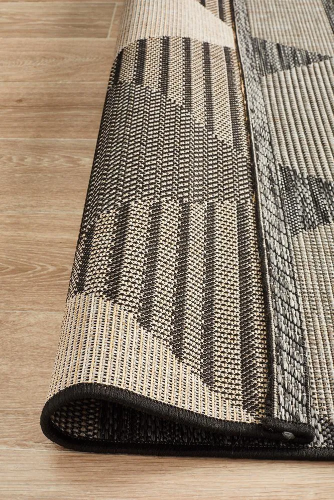 Terrace Geo Rug Black